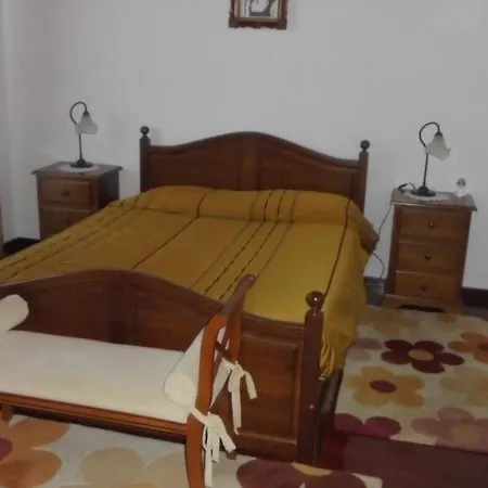 Casa Da Roseira - Valpacos Bed and Breakfast *