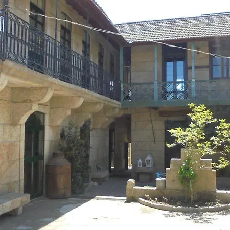 Casa Da Roseira - Valpacos Bed and Breakfast Vassal