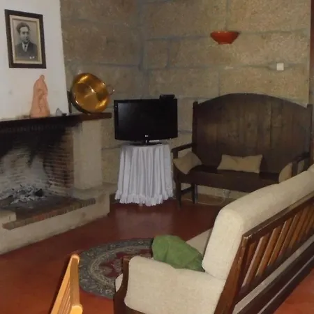 Casa Da Roseira - Valpacos Bed and Breakfast