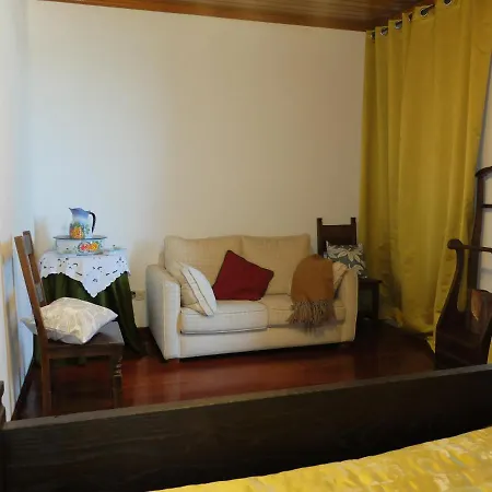 Casa Da Roseira - Valpacos Bed & Breakfast Vassal