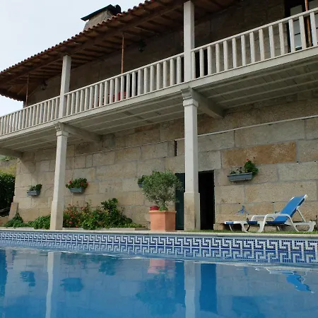 Casa Da Roseira - Valpacos Bed and Breakfast
