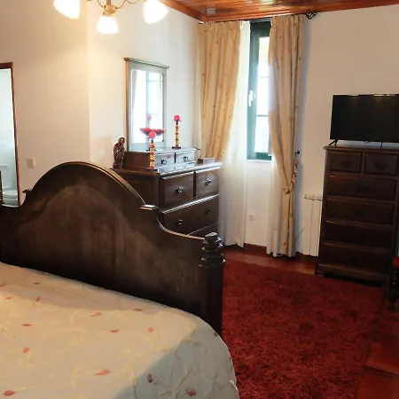 Casa Da Roseira - Valpacos Bed and Breakfast *